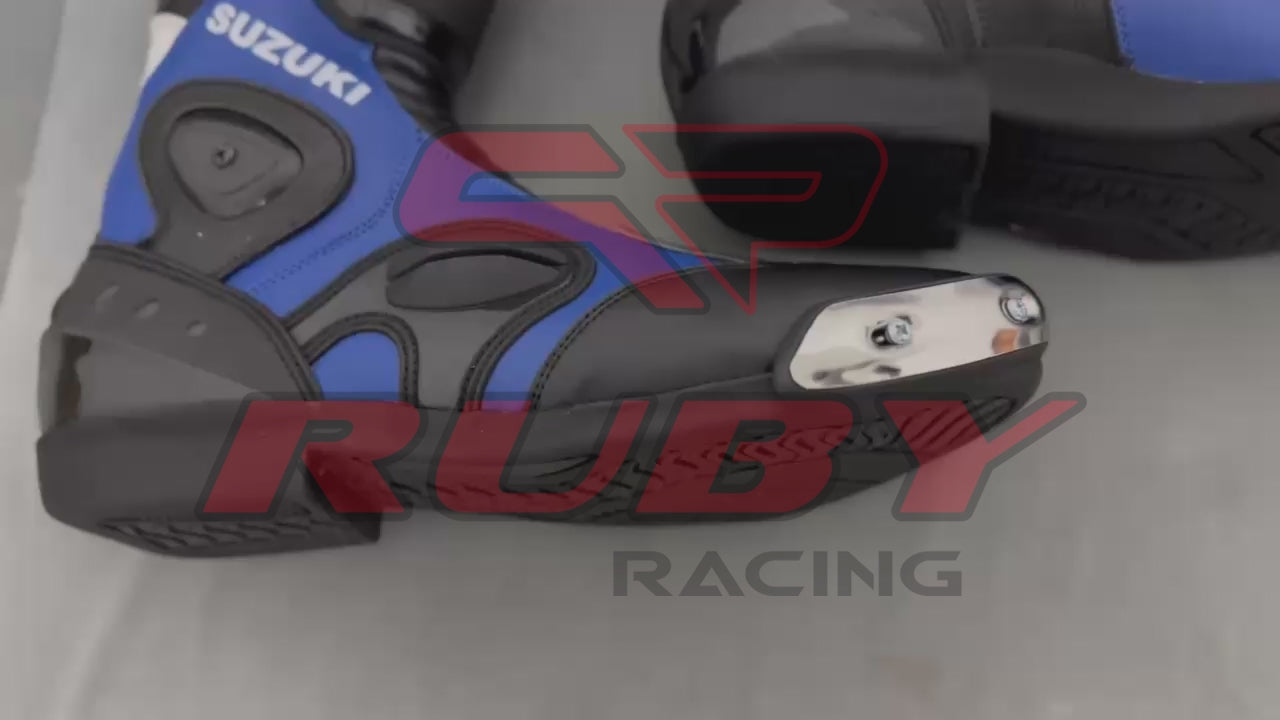 High-performance Suzuki GSXR blue-black rider boots built for maximum protection and aerodynamic comfort.