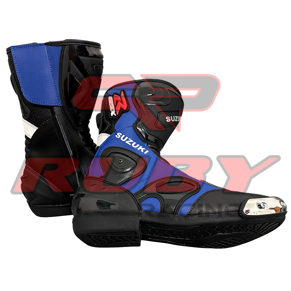 Side profile of Suzuki motorbike racing boots made from durable leather with advanced ventilation panels.